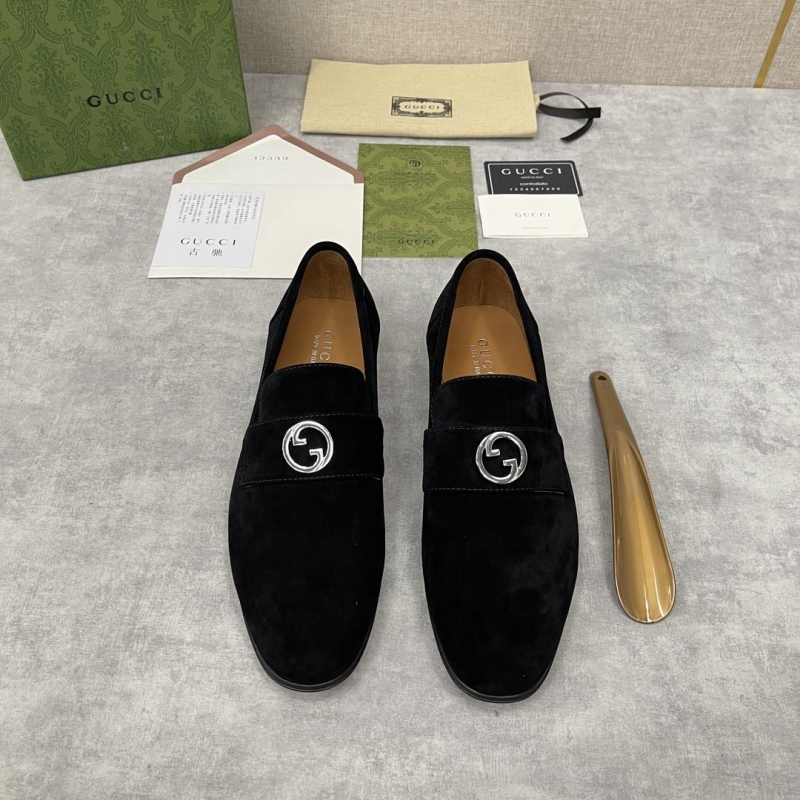 G*u*i leather shoes